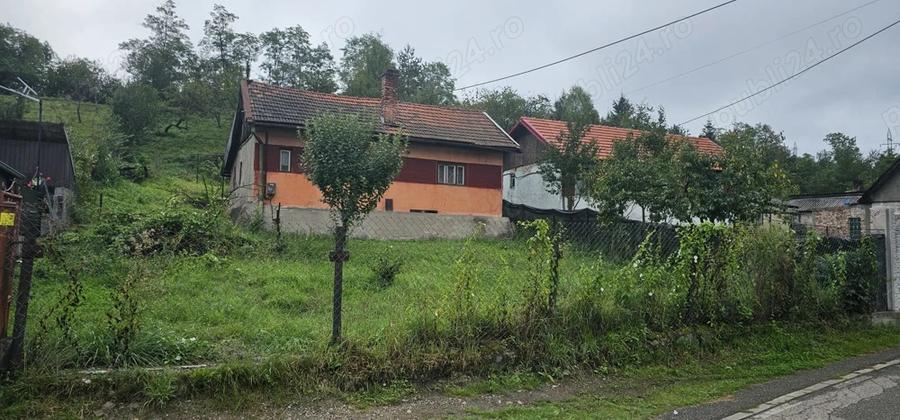 Casa + teren 1.000 mp in Lonea (jud. Hunedoara), pe Str. George Enescu - 2