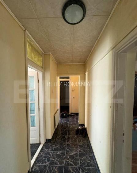 Apartament cu 2 camere, in Teius zona centrala.