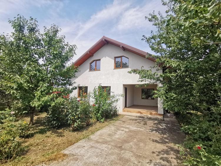 Casa P+M in Catamarasti mobilata si utilata