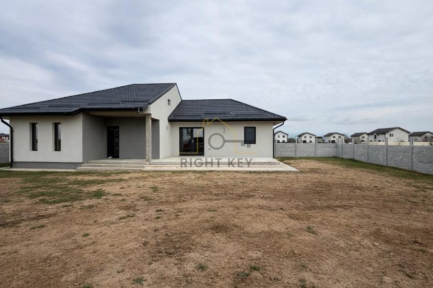 Casa Dragomiresti-Vale, P+Pod, 4 Cam, STB, Teren: 400mp, Comision 0%! - 1