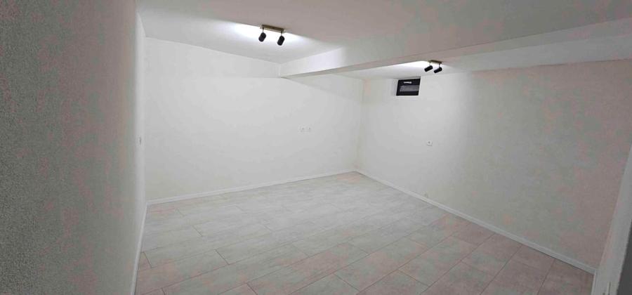 TINERETULUI PARC ( LANGA DOMENIUL MARȚIȘOR ) - 9