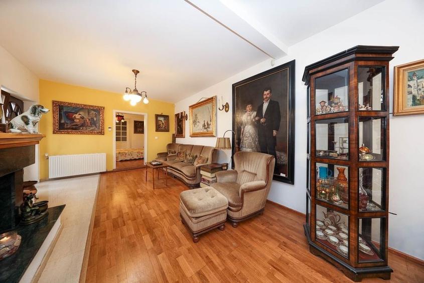 Casă deosebită de v&acirc;nzare &icirc;n centrul Brașovului - 14