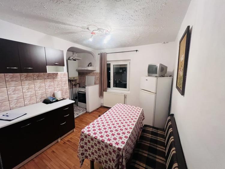 Apartament cu 2 camere, 64mp, decomandat, etaj 3, centrala- zona Bucovina - 5
