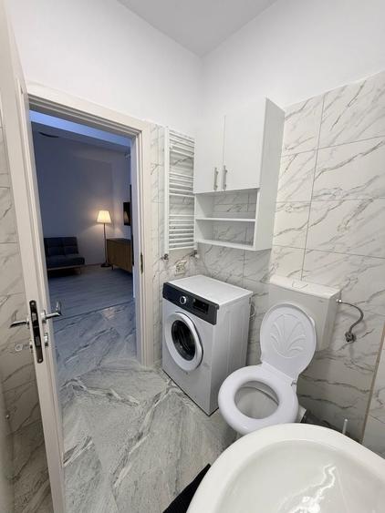 Inchiriez apartament ( studio ) , Weiner Palada ,Militari Residence. - 1