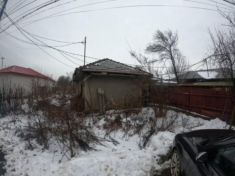 Teren cu casa demolabila, suprafata 1700 mp - 4