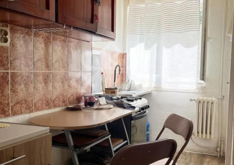 Apartament cu 3 camere la etajul 2 in Nufarul - 8