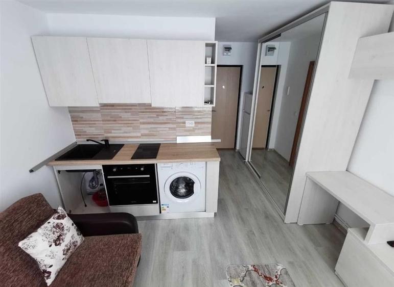 Camera de camin, renovata, mobilata- Bld Poitiers - 2