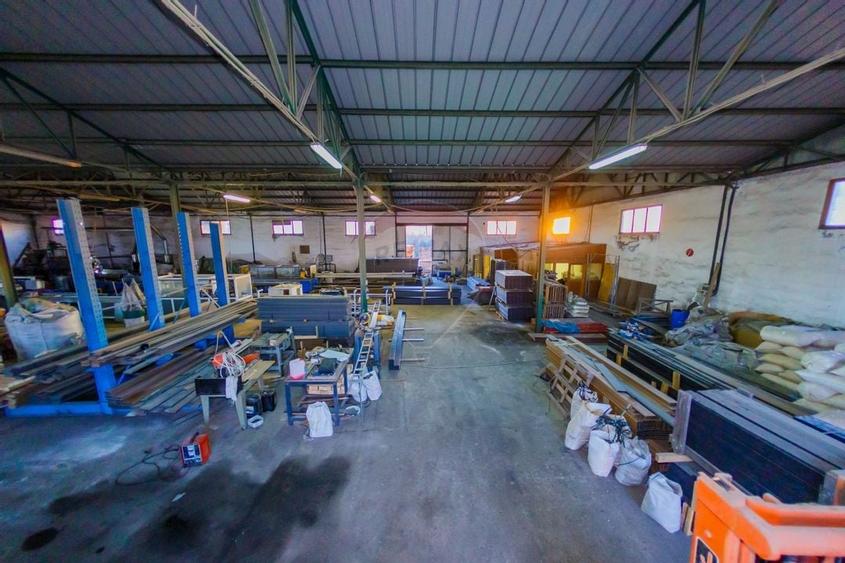DE VANZARE spațiu industrial de mari dimensiuni - 14