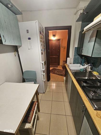 Apartament 3 camere decomandat, etajul 2,centrala termica proprie - 8