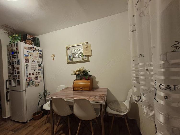 Vand Apartament 2 camere - 2