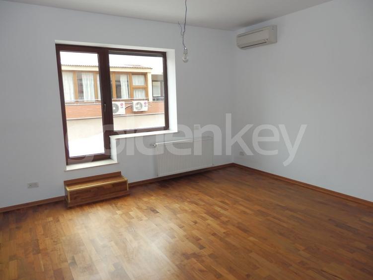 Apartament tip penthouse cu 3 camere | vedere panoramica | 190mpc - 8