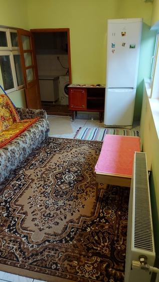 Sector 5, Carrefour Alexandria, Autogara Rahova, Bucuresti - 2