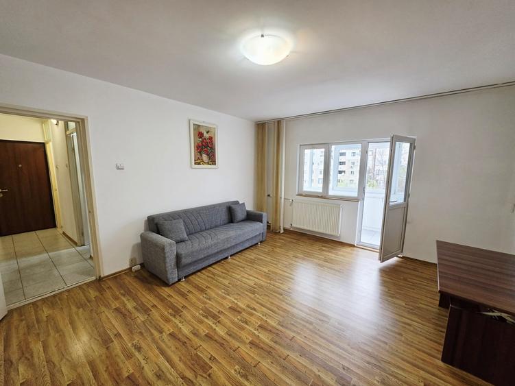 Apartament 2 camere decomandat, mobilat si utilat, zona 9 Mai - 1