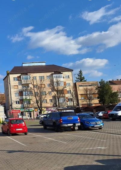 Inchiriez apartament 2 camere ,ultra central Piata Mihai Viteazu - 1