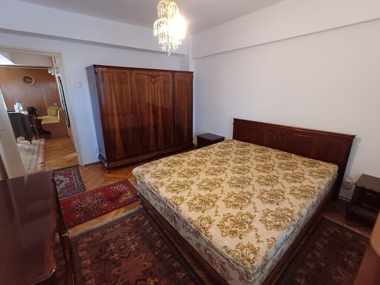 Închiriere apartament 2 camere cu garaj,  lângă Teatrul Național - 1