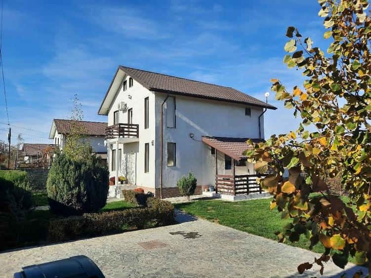 FARA COMISION in Bacu aproape asfalt casa gata mobilata cu 4 camere P+1+pod 560m - 6