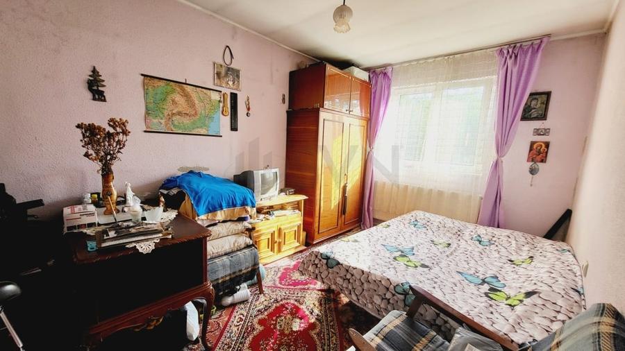 Casă individuală cu 4 camere cu Canalizare în Rahova