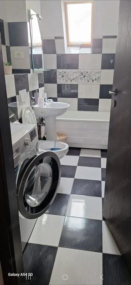 Apartament de vanzare - 4