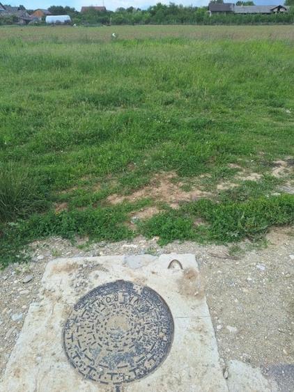 Teren in Teis zona Scoala - 3