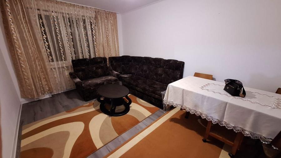 Inchiriez apartament Dorohoi - 1
