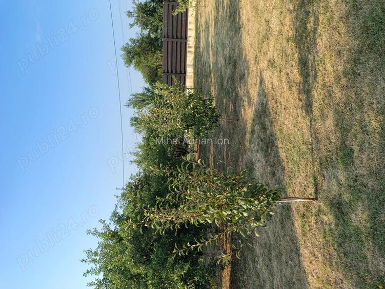 Vand casa in apropiere de Gae?ti, la 1km de autostrada.
