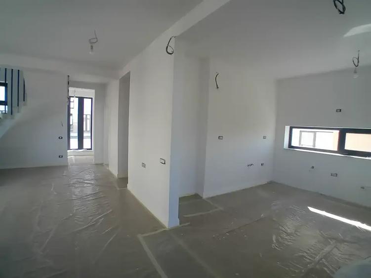 Vilă duplex luminoasă, 5 camere, Pădure Lac, Mogoșoaia - 11