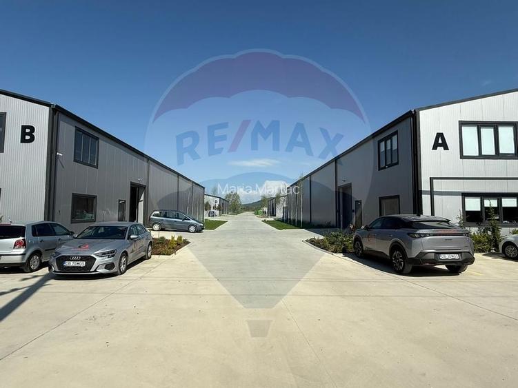 Spatiu industrial Hale, depozit logistic, Birouri premium - Targoviste Spatiu industrial Hale, depozit logistic, Birouri premium - Targoviste