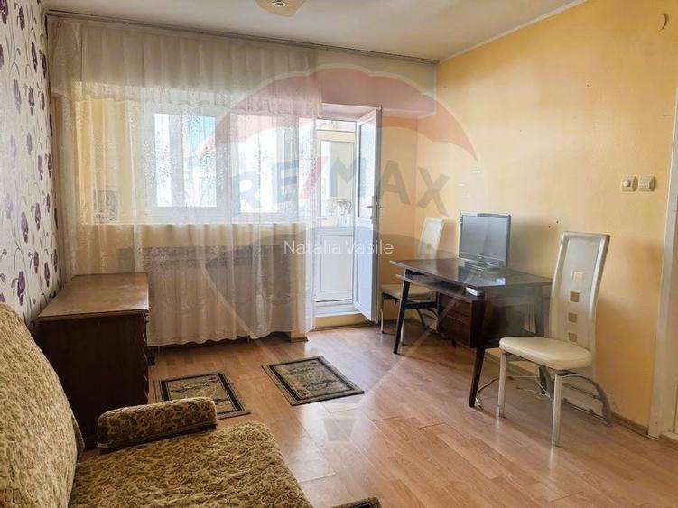 Apartament cu 1 camera de vanzare in zona Port, Galati