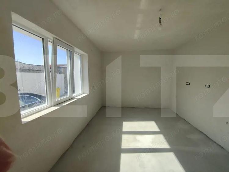 Casa spatioasa renovata - 8