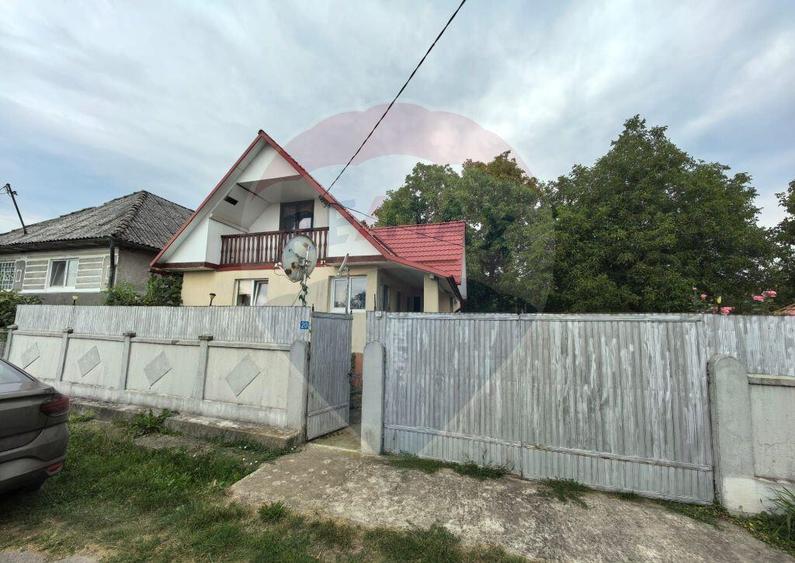 Casa traditionala De Vanzare cu 5 Hectare de teren - 11
