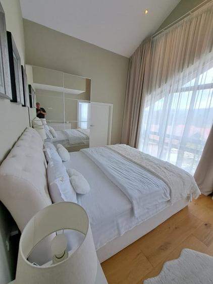 VAND PENTHOUSE 280 MP IN VILA + GARAJ LUX IN SINAIA PH COTA 1400 - 4