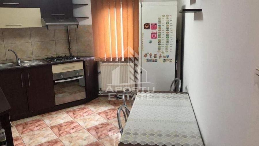Apartament cu 3 camere, decomandat, centrala proprie, zona Soarelui - 8