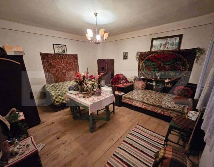 Casa saseasca autentica de vanzare, 4 camere, 150 mp - 1