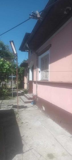 Casă cu 4 camere în Răcari