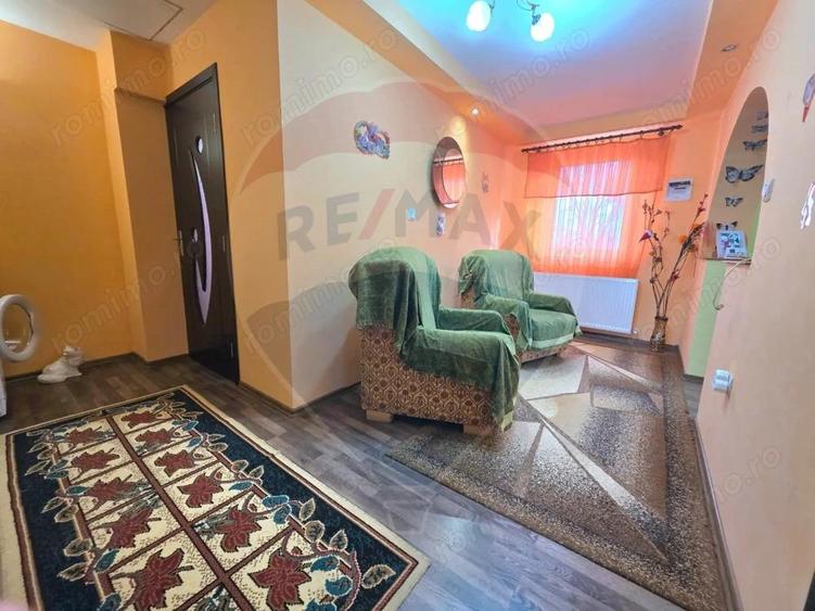 Casa pe strada Prefect Vasile Molovan- Tarnaveni - 16