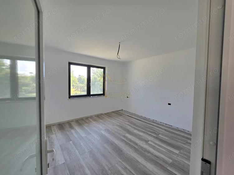 Satu Mare, Zona Auchan, Casa individuala cu tripane, zona linistita. - 2