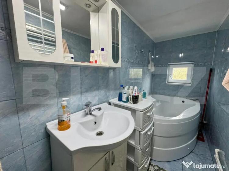 Casa cu 3 camere, 70 mp, in Ghelari - 13