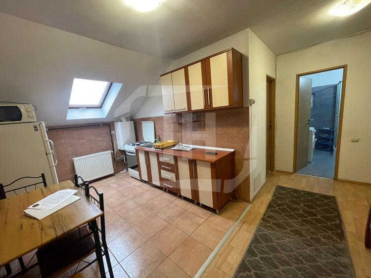 Apartament cu 2 camere decomandat, mobilat în Zorilor