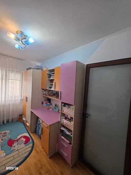 Apartament 3 camere zona Cina scoala 10 - 4