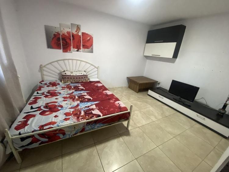 Sector 4, 5-7 min. metrou Piata Sudului si Mall Sun Plaza, 2 camere renovat - 4