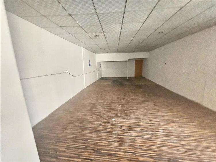 Spatiu industrial de 200 mp in Blejoi. - 1