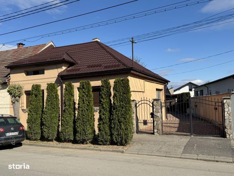 Casa 120 mp utili + 12 ari teren, garaj, Satu Mare, str. Ambudulu - 1