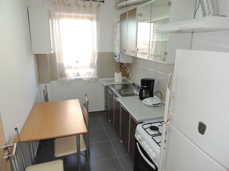 1 camera situat in zona Modern - 4