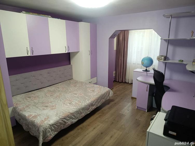 PROPRIETAR, vand apartament 4 camere, 2 bai, decomandat, etaj 1, in zona Lipovei. - 2