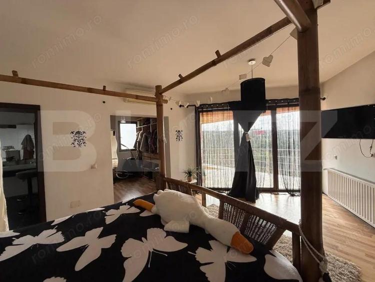 Casa P+1+M cu piscina si 1057 mp de teren, pozitionata inedit - 10