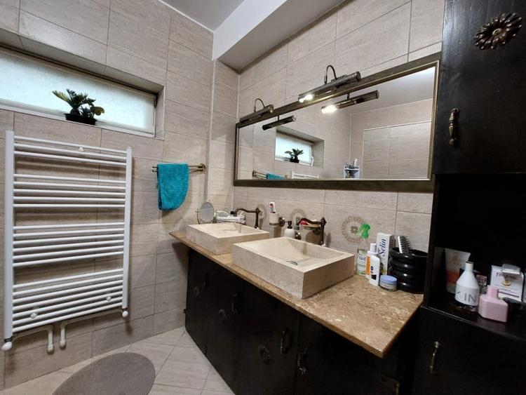 3 CAMERE  |  COMPOZITORI  | CONSTANTA - 13