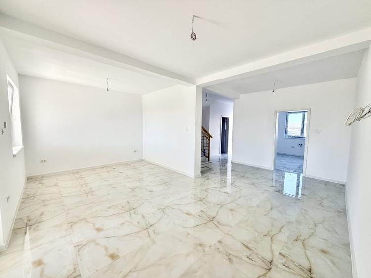 Duplex 4 camere 2 bai - Cartier asfaltat - Mosnita - 9