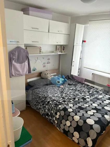 Apartament 2 camere, semidecomandat, etaj 8/10 5 minute de metrou Lujerului - 1