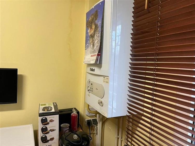 2 CAMERE - VACARESTI PARCUL LUMEA COPIILOR - CENTRALA - BLOC 1984 - 12