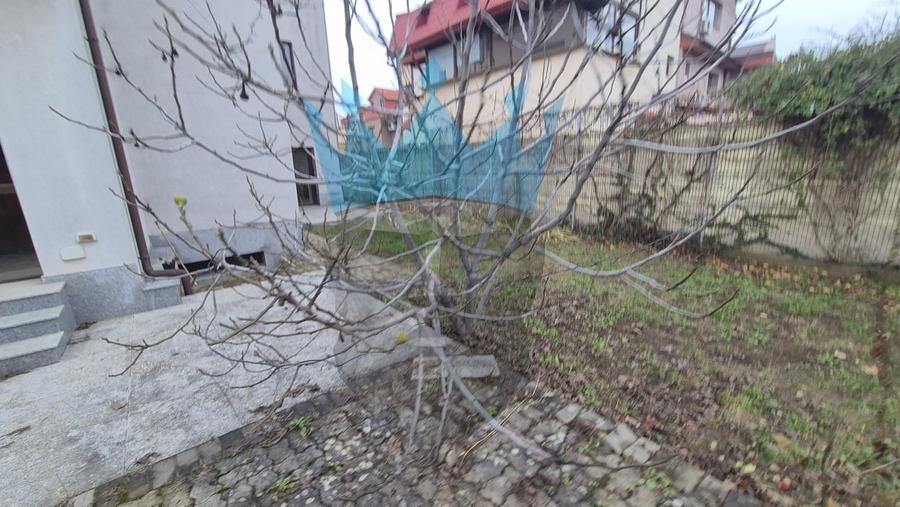 Apartament 6 Camere in Vila Bucurestii Noi - 15